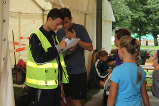 Gepäckabgabe beim THC Sommercamp 2012 